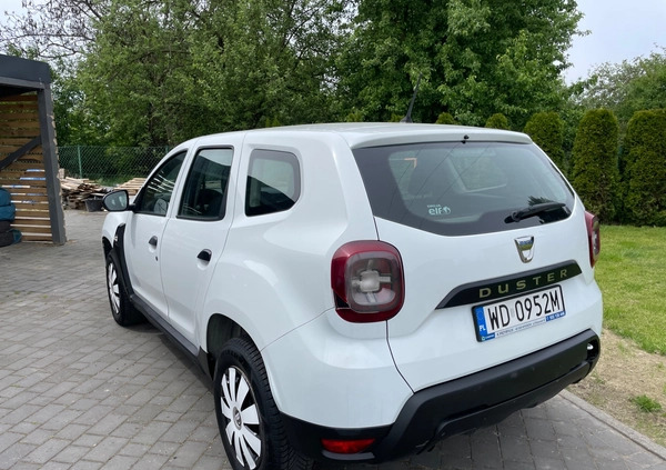 Dacia Duster cena 29793 przebieg: 200000, rok produkcji 2019 z Lesko małe 121